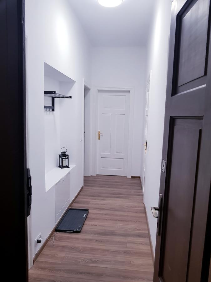 Apartamenty Rowna เคียลเซ ภายนอก รูปภาพ