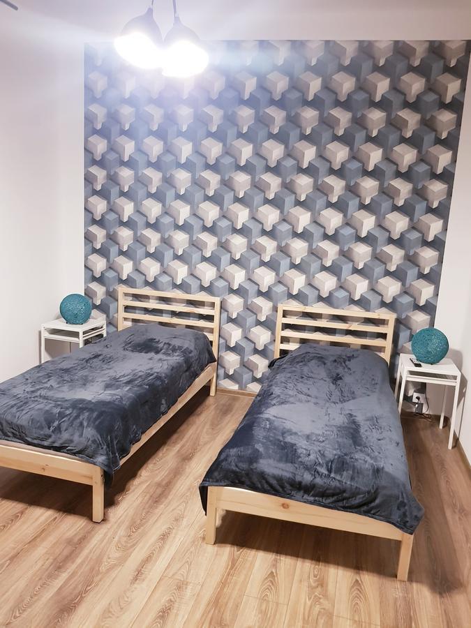 Apartamenty Rowna เคียลเซ ภายนอก รูปภาพ