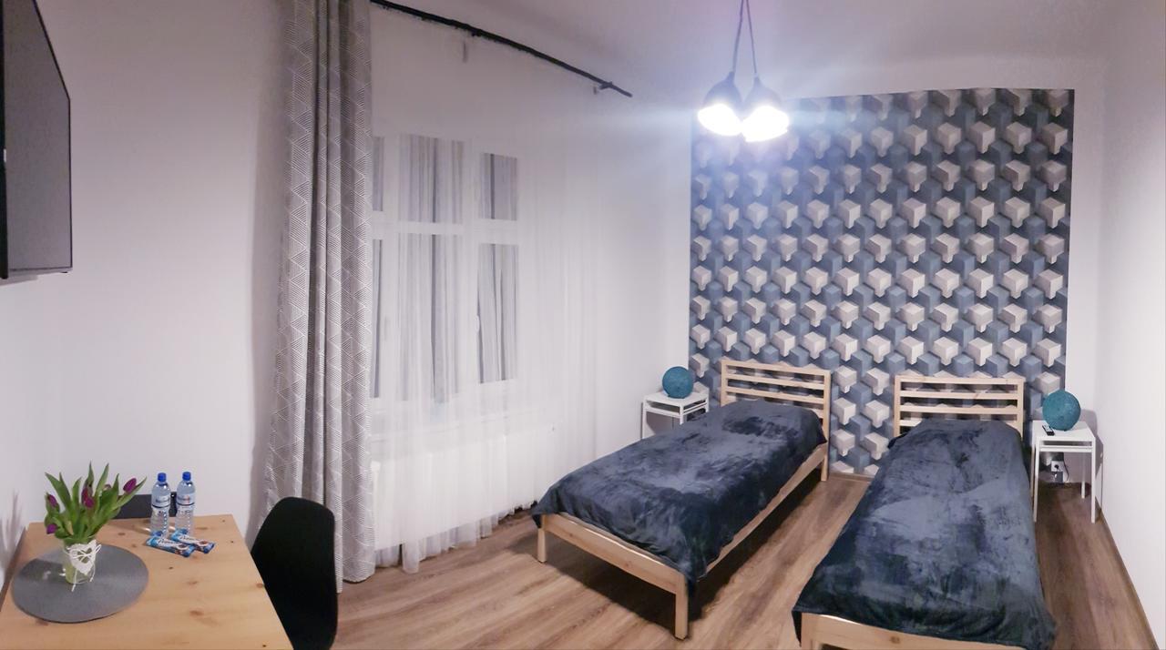 Apartamenty Rowna เคียลเซ ภายนอก รูปภาพ
